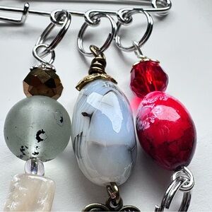 Brooch Artisan Agate and Glass Beaded Multicolor Wire-Wrapped Saftey Pin, OOAK